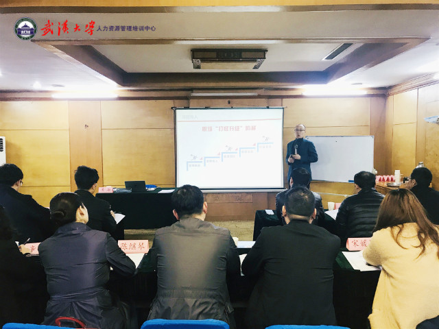 huanglaoshi.jpg huanglaoshi.jpg